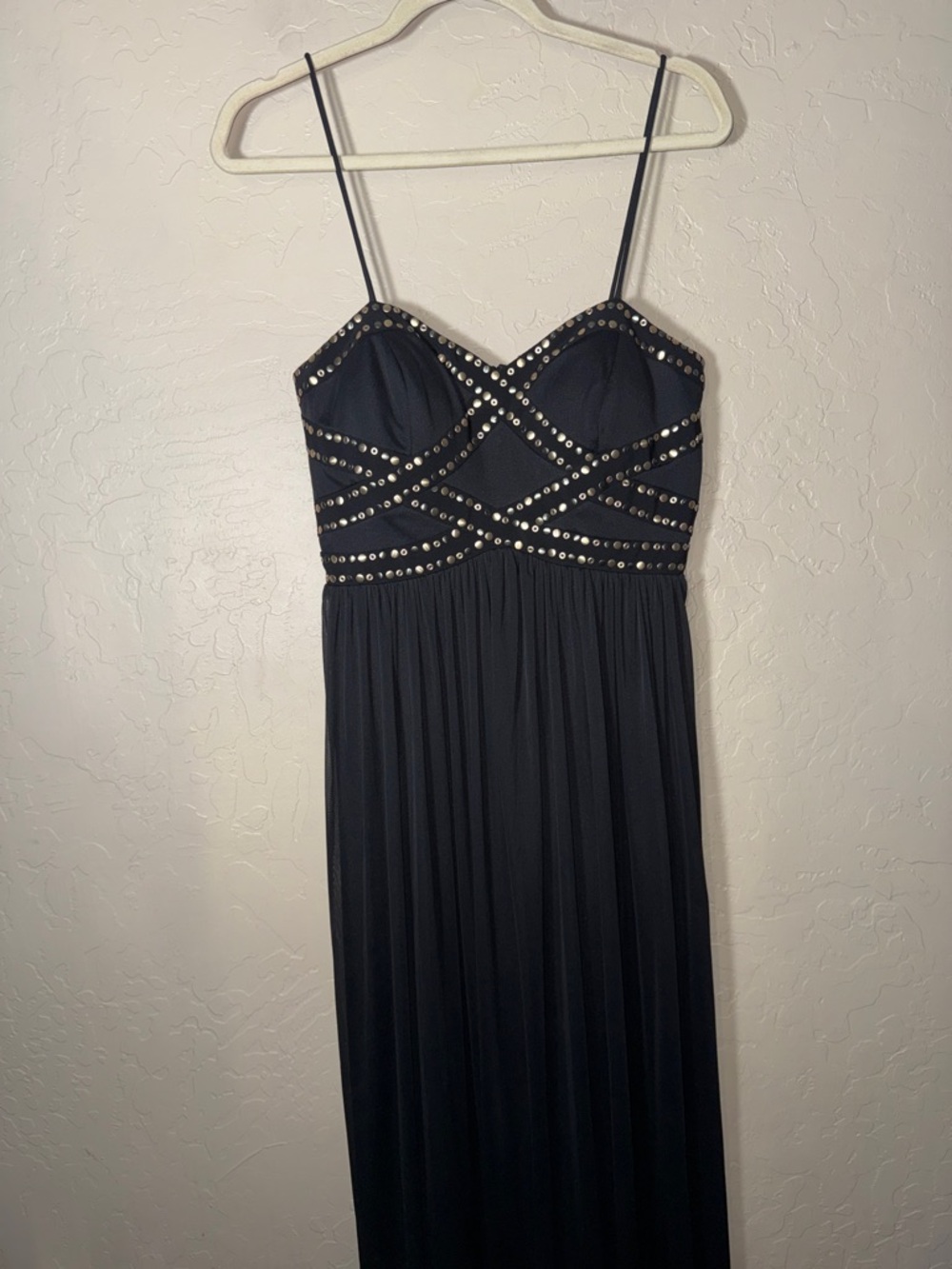 Betsy & Adam black sleeveless maxi dress studded sweetheart neckline size 6